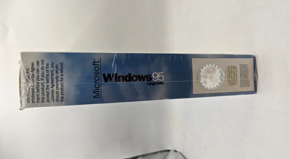 Microsoft Windows 95 Upgrade 3.5” Floppy Version Promotional Version NEW Sealed