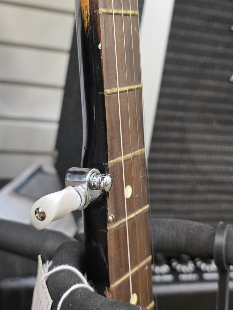 SILVERTONE BANJO (CJL061657)