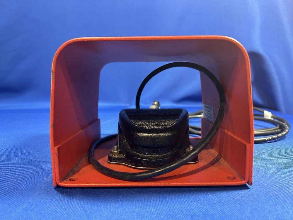 Associated Research 35822 Adapter