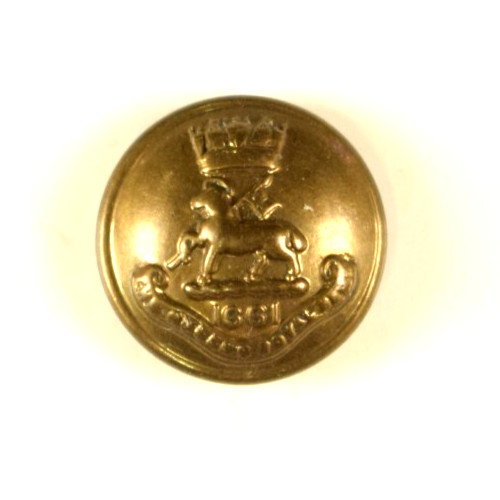 Early Queen's Royal Regiment Uniform Button N10D
