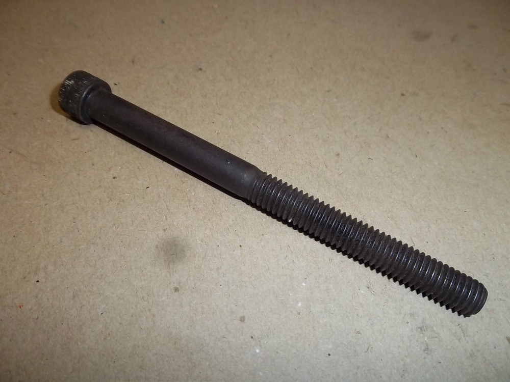 NORTON COMMANDO 850 CYLINDER HEAD THROUGH BOLT - 06-3085