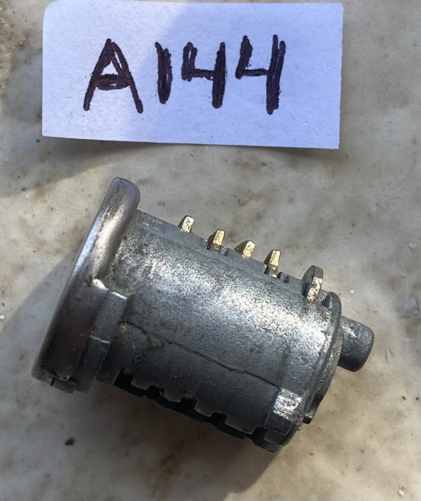 A144 Yakima SKS (Same Key System) Lock Core Cylinder