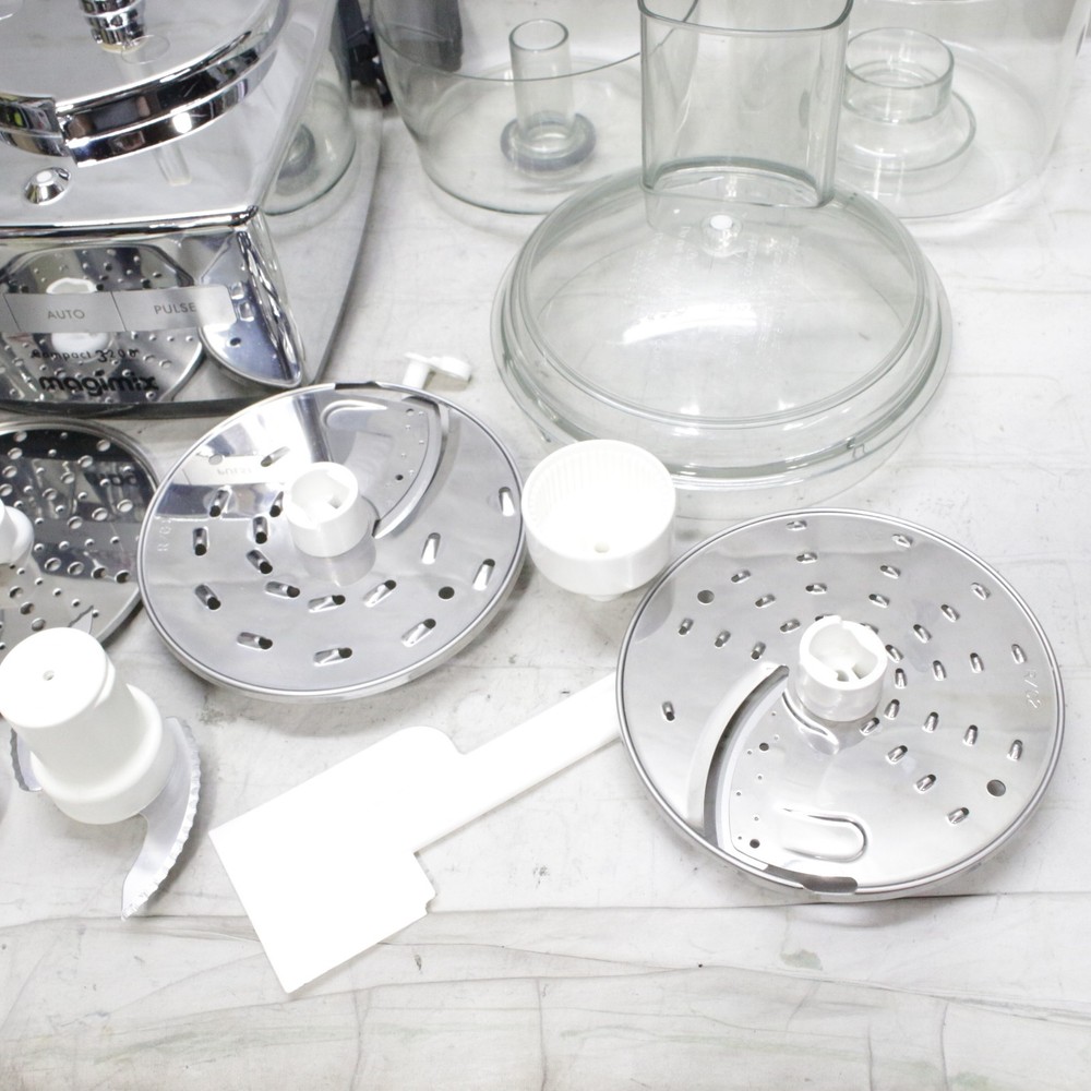 Magimix Compact 3200 Food Processor & Accessories 240 Volt Not Us Plug