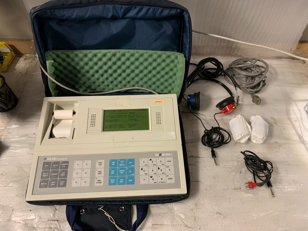 Tremetrics RA500 Automatic Audiometer w/ Power cord