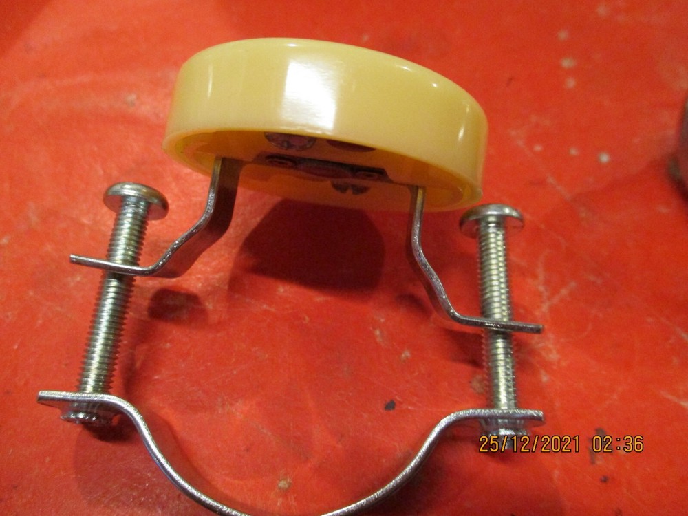 HORN BUTTON--LARGE IVORY BUTTON--Universal Steering--Column Mount-