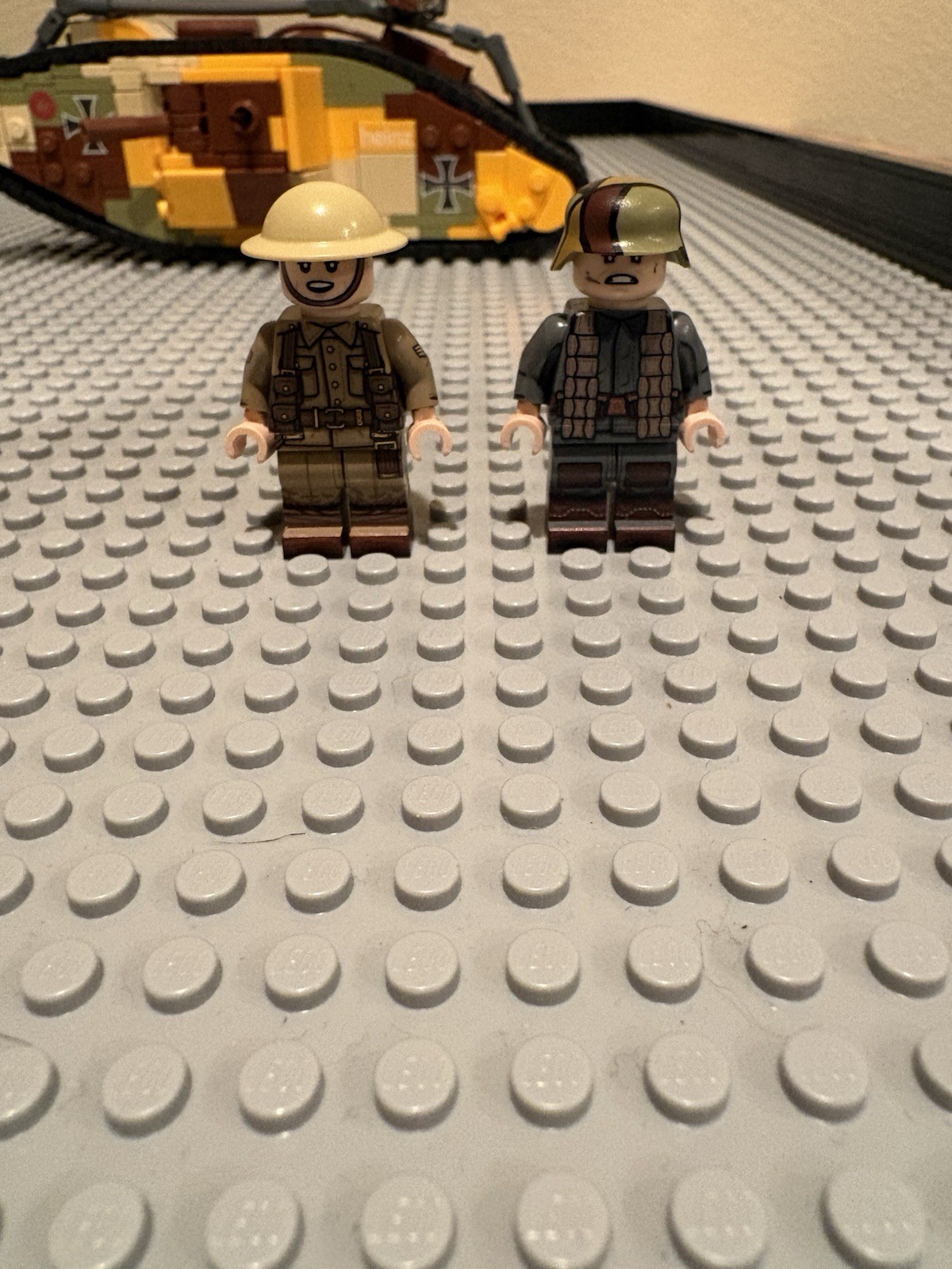 Panzer Brick labs Mark V With Minifigs