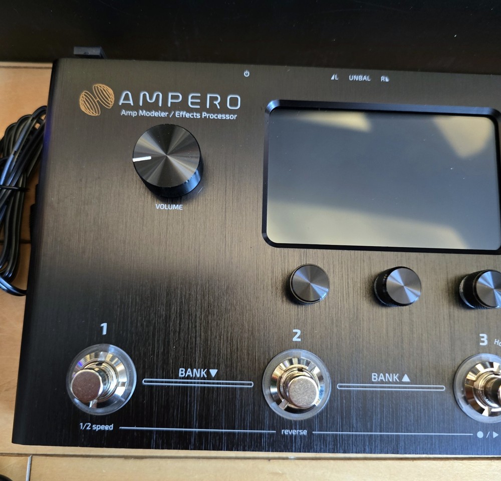 Hotone Ampero MP-100 Guitar Amp Modeler Pedal and Effects Processor Open Box