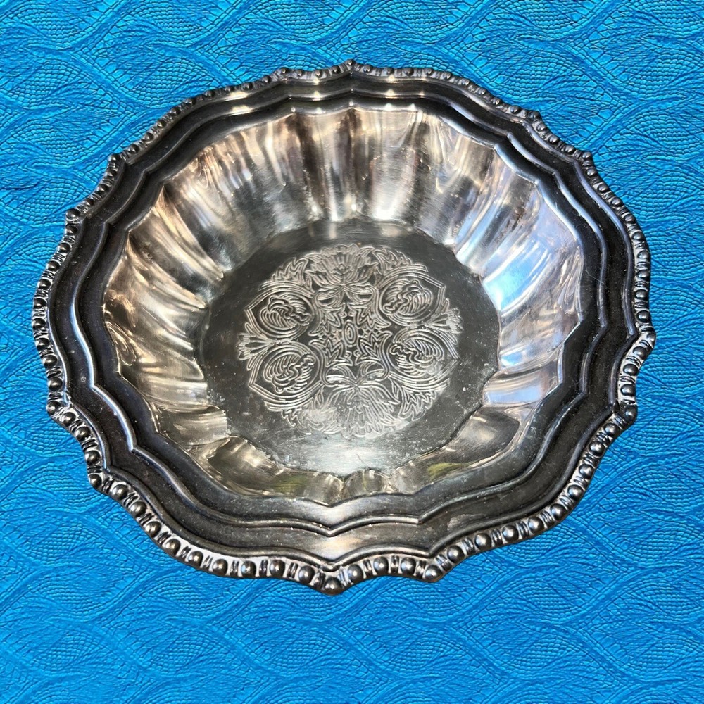 Avon Silver Plate Trinket Candy Nut Dish HMC Made in Italy Vintage Classy