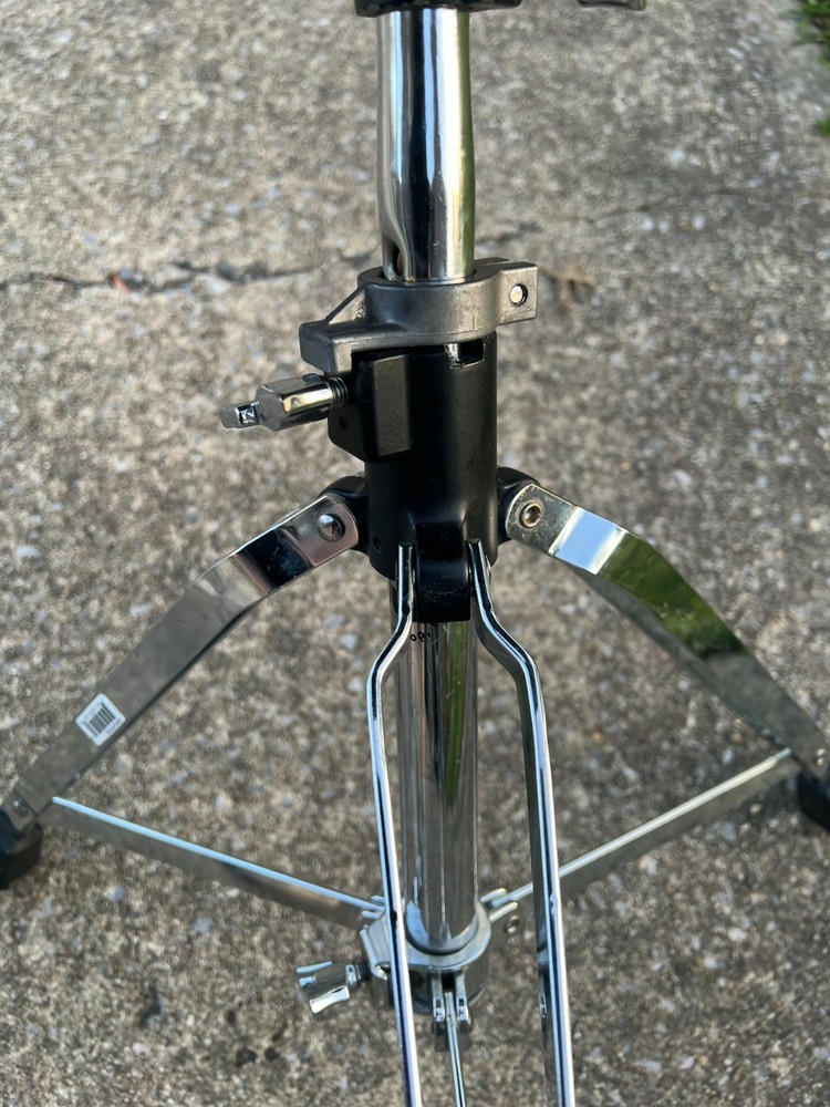 DW 3100 Round Drum Throne -READ