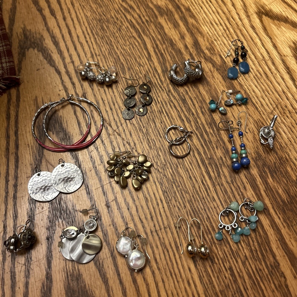 Mixed Earnings Lot