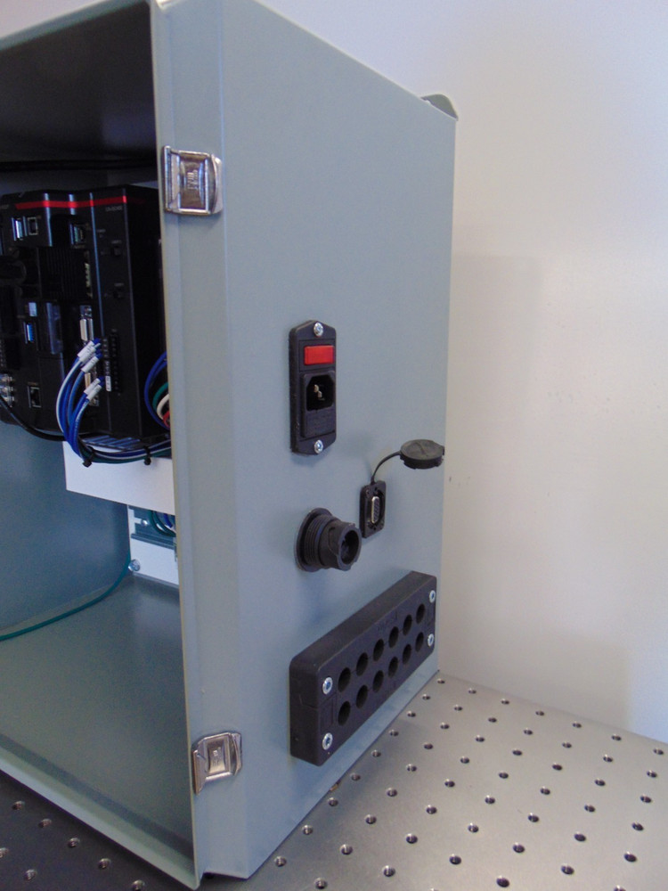 KEYENCE CV-322F / CA-DC40E / CA-U4 VISION SYSTEM CONTROLL IN HOFFMAN BOX