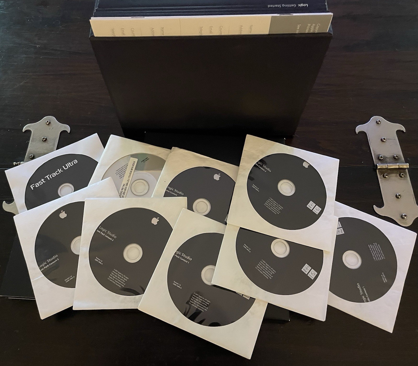 Apple Logic Studio Logic Pro 8 Complete Box & Materials - Vintage Software 2007