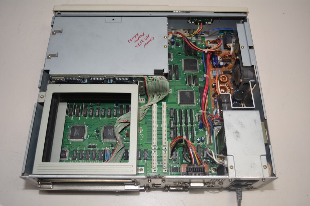 Vintage Epson PC-286UX Computer #W3187