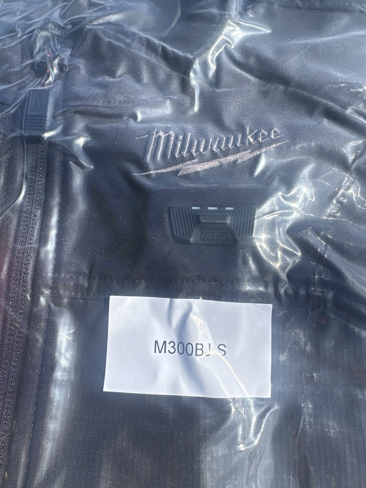 Milwaukee M12 Heated AXIS Vest Black M300BJ-S HEATED QUILTED VEST ONLY