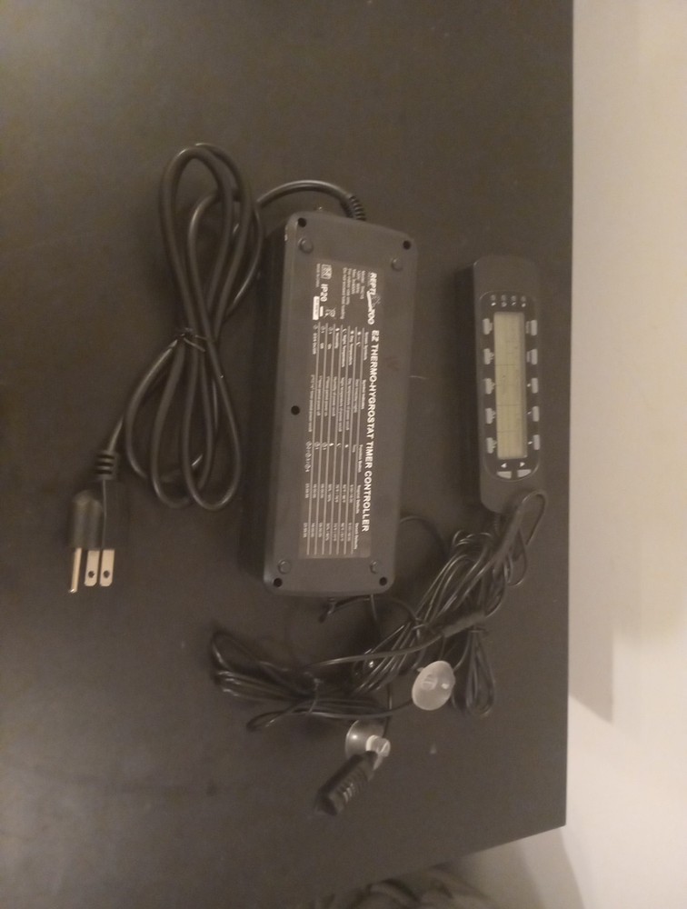 Repti Zoo EZ Thermo-Hygrostat Timer Controller