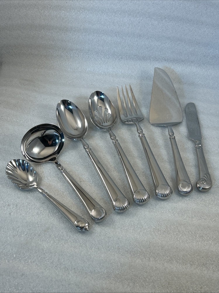 7 pc Reed & Barton Gloucester Shell Williamsburg Stainless Serving Flatware Set