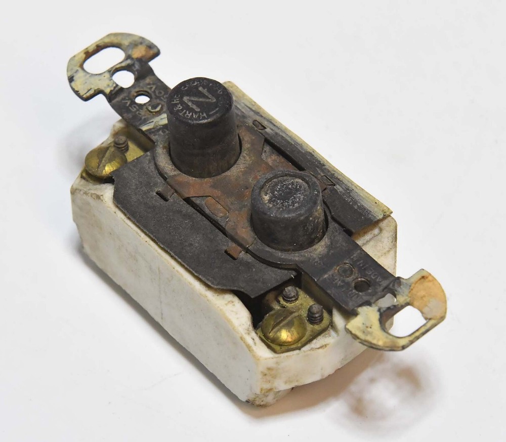 VINTAGE  SINGLE POLE PUSH BUTTON SWITCH #2