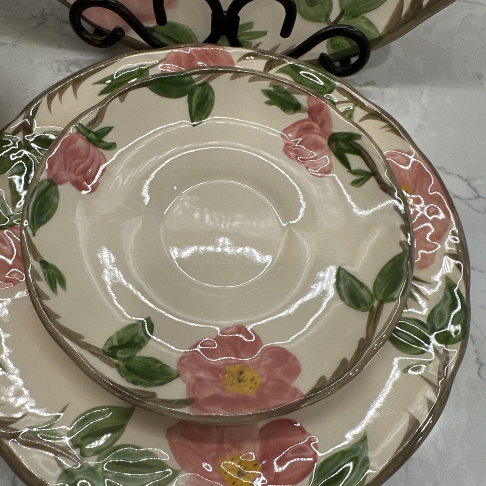 Franciscan Desert Rose Five Piece Place Setting - Great Condition