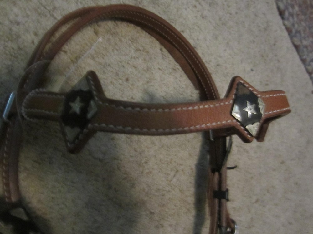 CLEARANCE Quality made HEADSTALL, DIAMOND STAR CONCHOS
