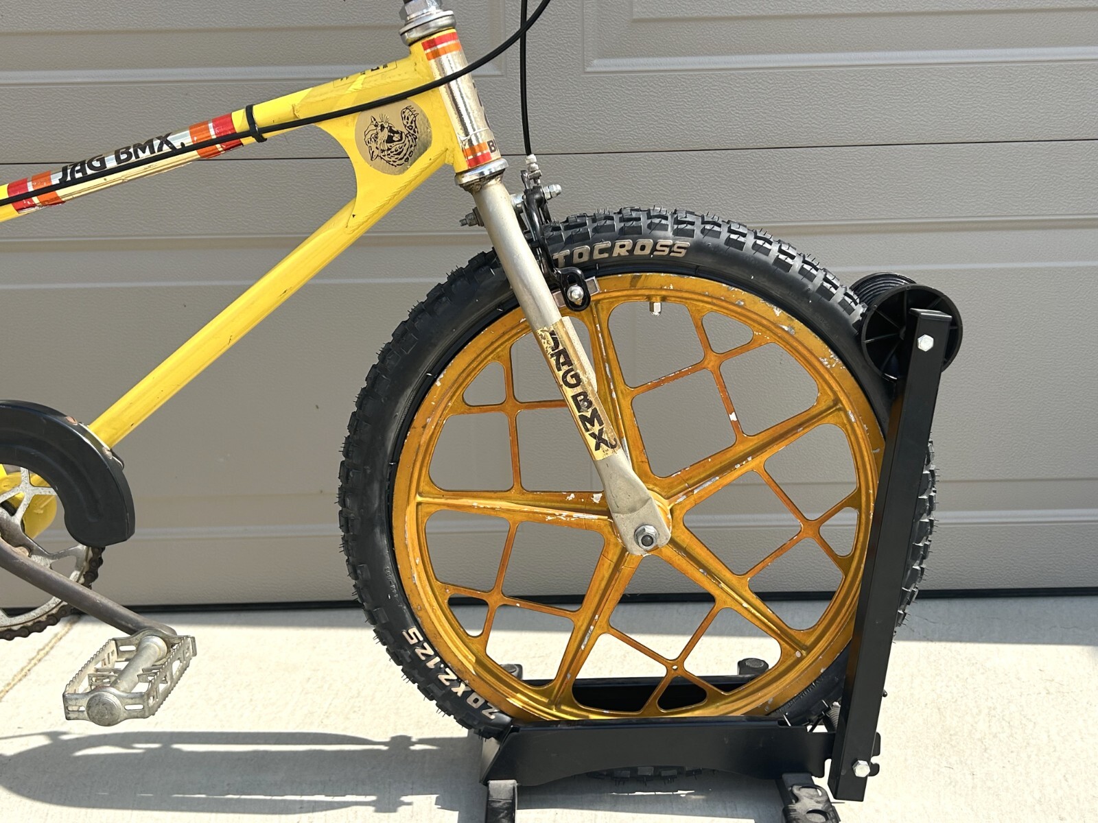 Old School BMX 1979 JAG Complete w/ OG Paint & Decals + Real Gold Motomags LOOK@