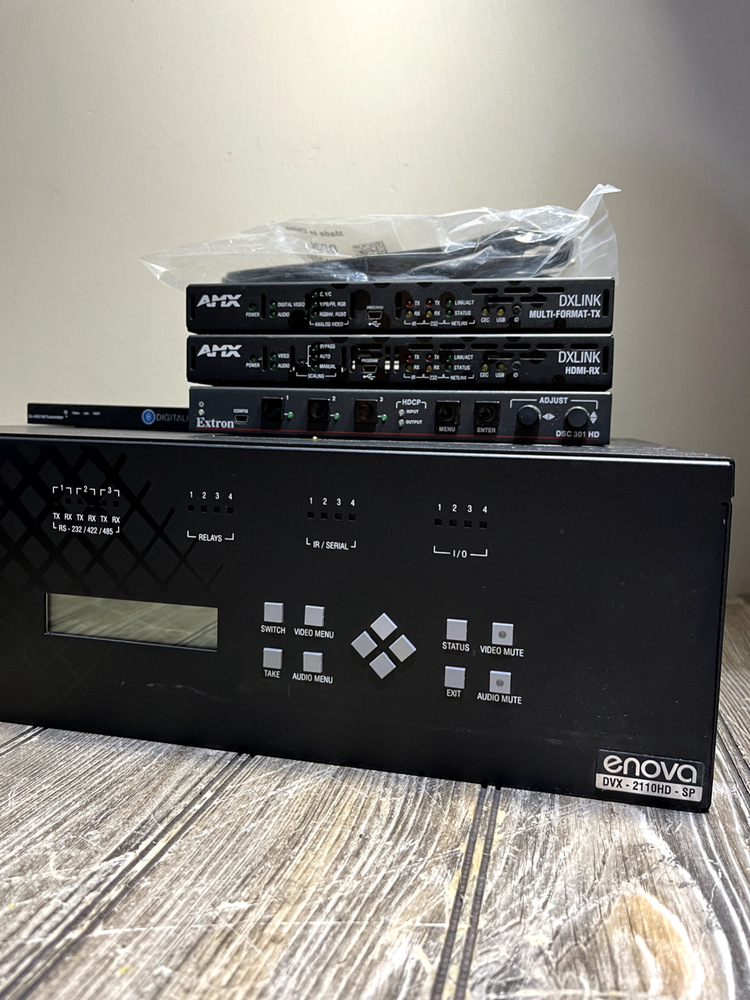 AMX Enova DVX-2110HD-SP Presentation Switcher - Bundle - Read - AS-IS