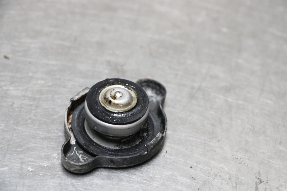 09-11 Ninja EX650 650R Engine Radiator Cap