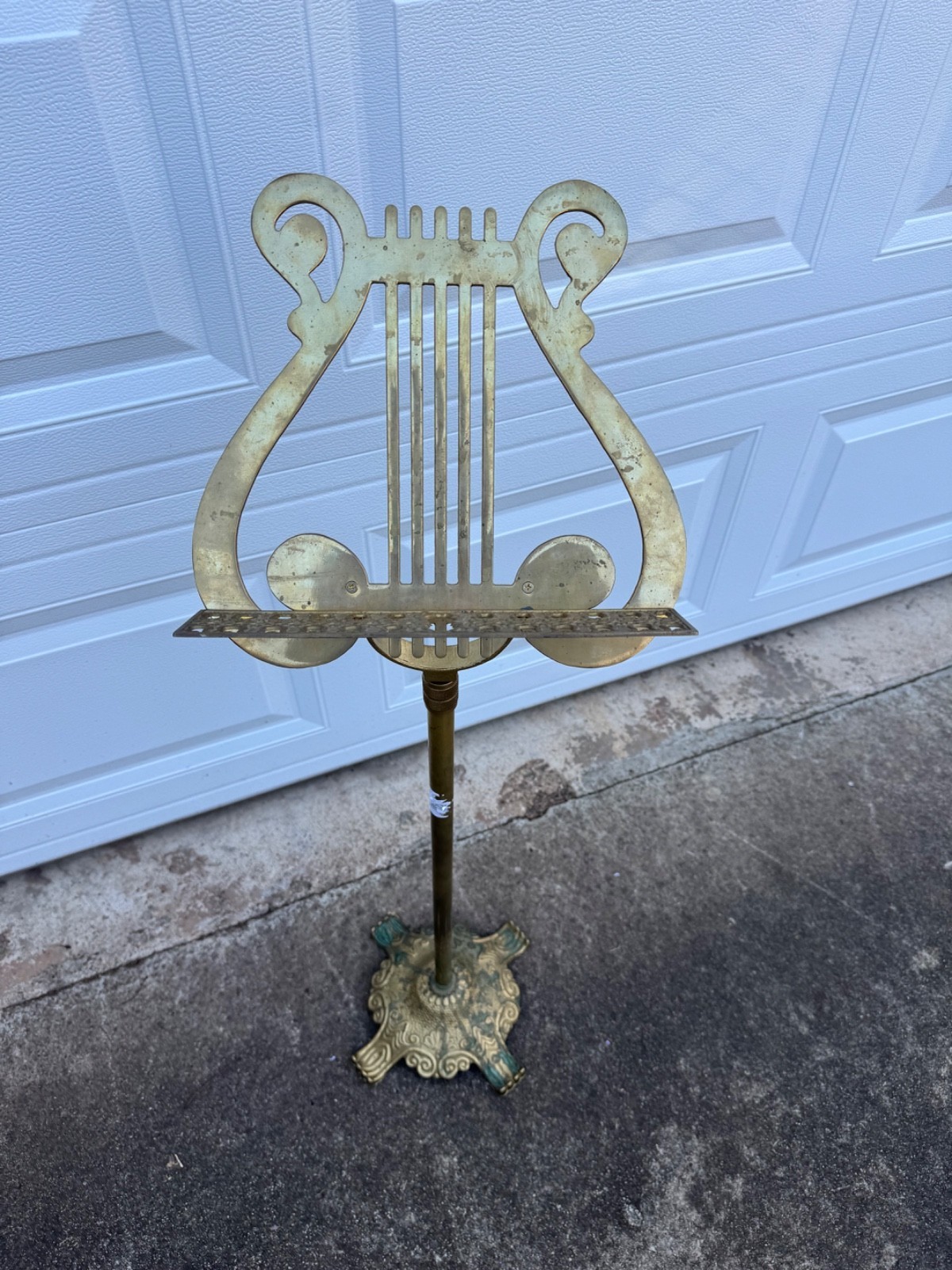 Vintage Brass Harp Music Stand Gold Metal Lyre Shaped Footed Telescoping 36-49"