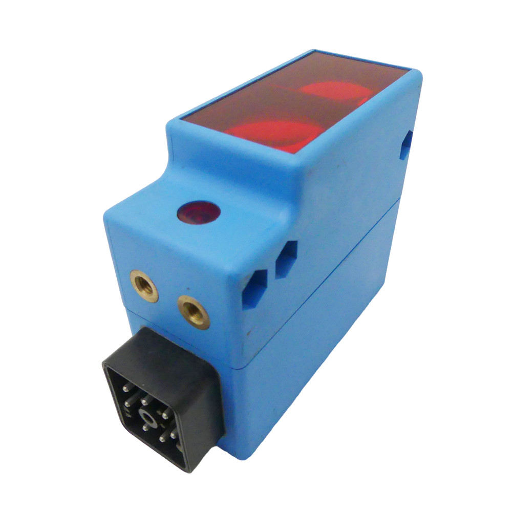 SICK WT36-R710 retro-reflective light sensor -unused-