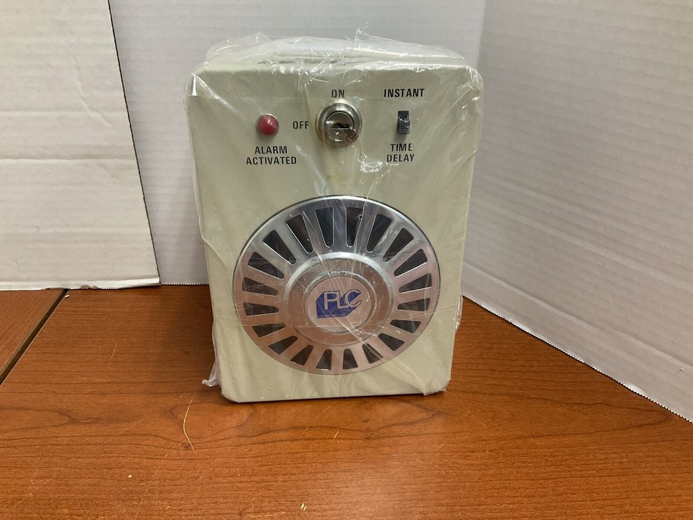 Vintage PLC Electronics Magnetic Window & Door Alarm With Keys & Panel