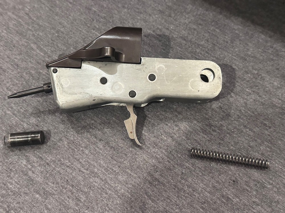 THOMPSON CENTER .50 CAL IMPACT MUZZLELOADER Trigger Assembly USED CONDITION.