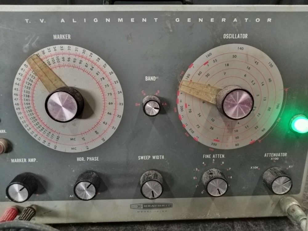 Heathkit  T.V. Alignment Generator Model IG-52