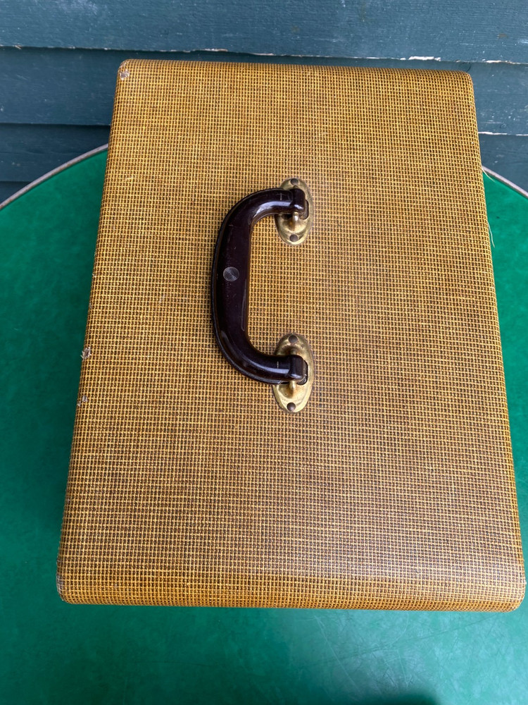 VTG Victor Adding Machine Bakelite w/ Jade Keys Art Deco Model With Hard Case
