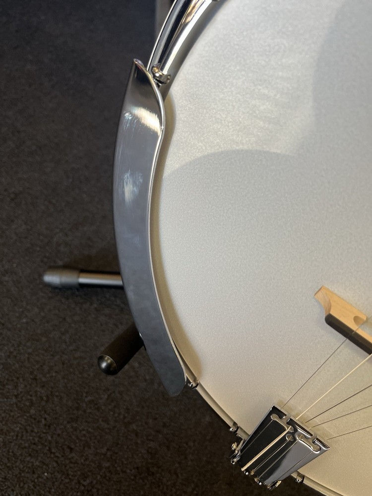 Washburn Banjo B11 with Case