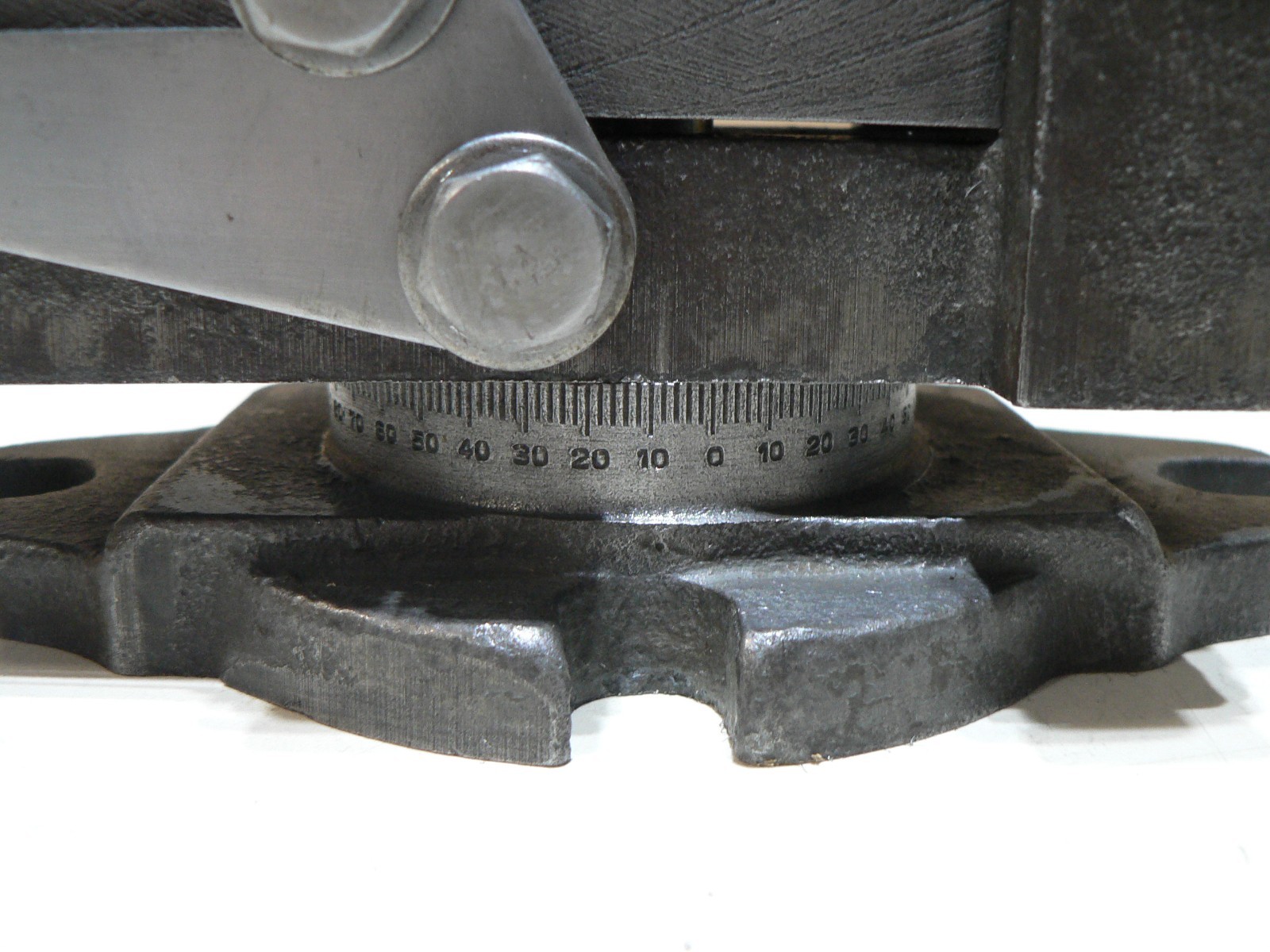 Palmgren No.000 Tilting Vise with Swivel Base 2-1/2" Jaws Opens 2-1/2"