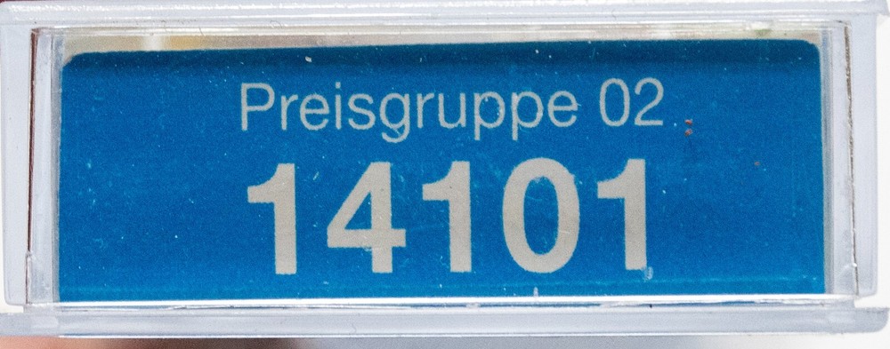 Preiser HO #14101 Pedestrians -- Seated Persons #1 pkg(5)