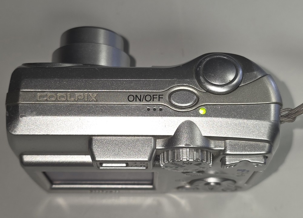 Nikon Digital Camera Coolpix 4600 4.0MP Silver Tested