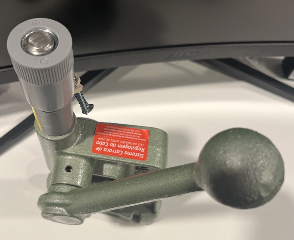 Cardenas Button Maker Machine Mold DIY Button Pin Green