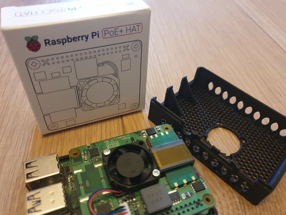 Raspberry Pi 4 Pi4 PoE+(PLUS) Hat Case Power over Ethernet Box Mount Wall / VESA