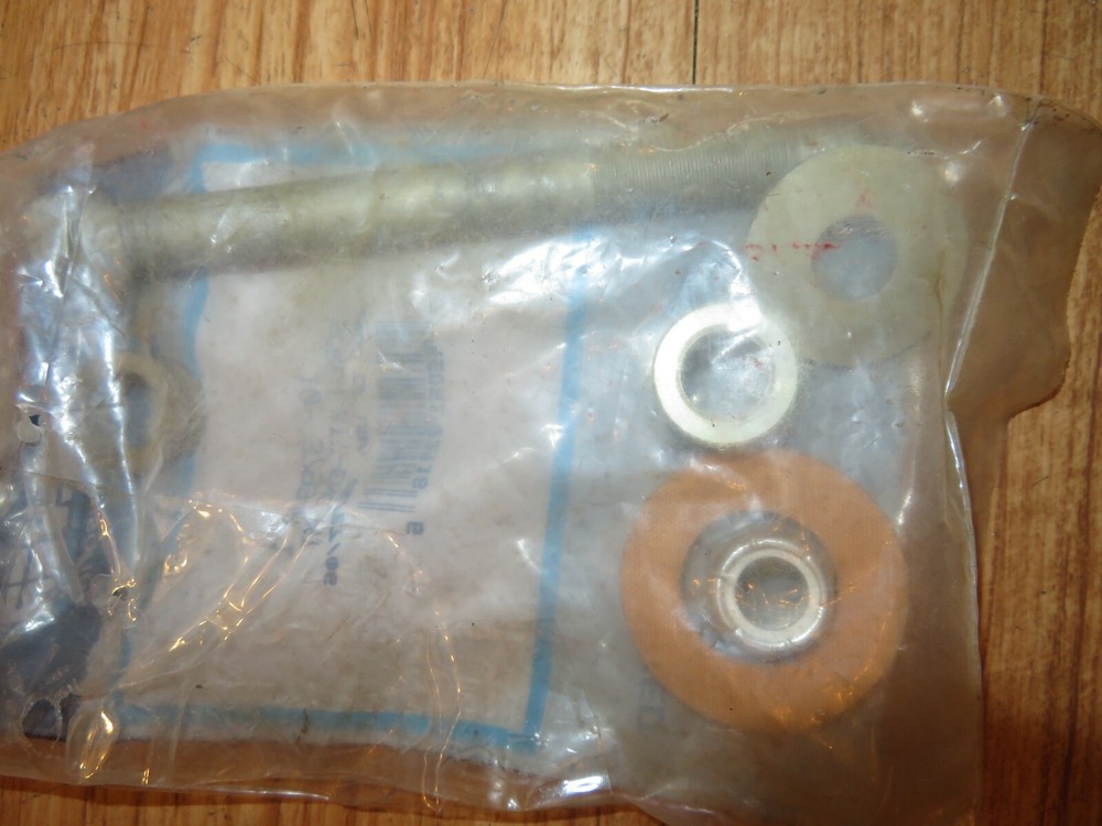 NOS Quicksilver MerCruiser Screw Kit Engine Mount 10-97934A1