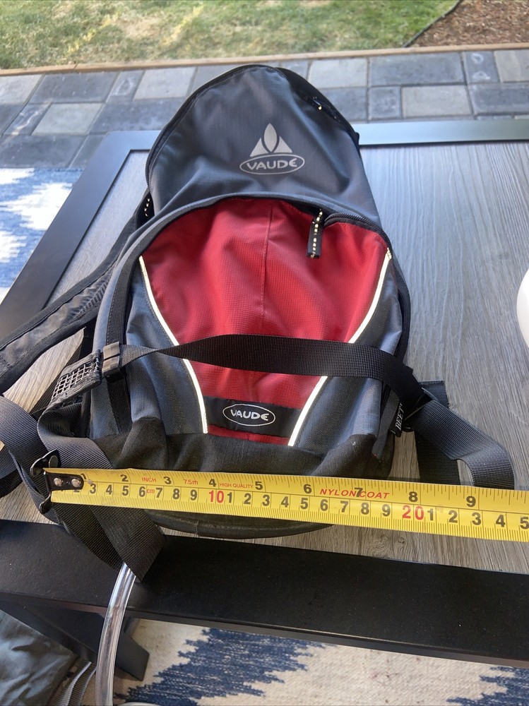 Vaude Backpack Red Gray Hiking Aquarius Hydration Beetle Juice