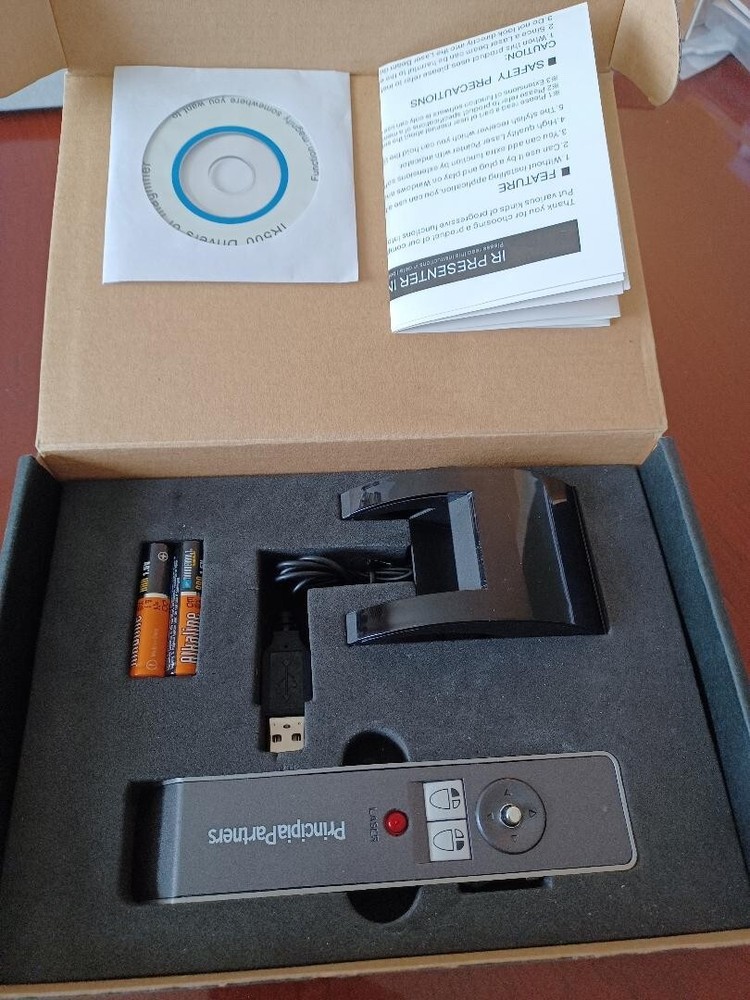 Leed's IR Laser Presenter Pointer - Mouse Control USB Base Manual CD Drivers VGC