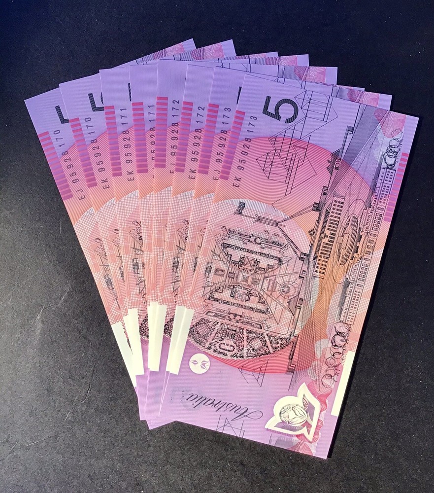 1995 $5 Note Australian Decimal Matched Serial Number Sequential Uncirculated