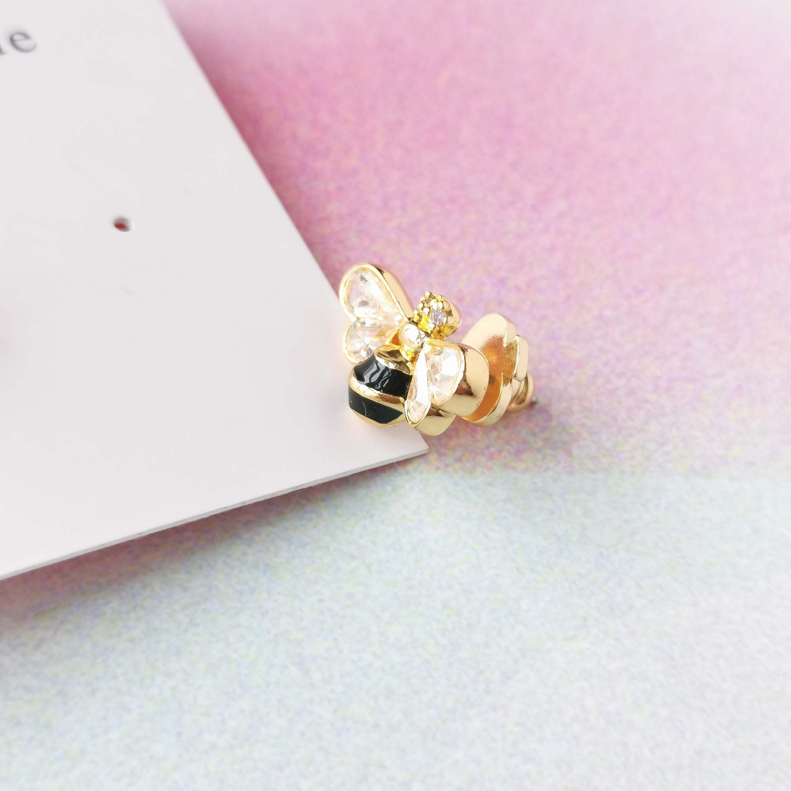 New. Kate Spade Gold black all abuzz stone bee stud earrings