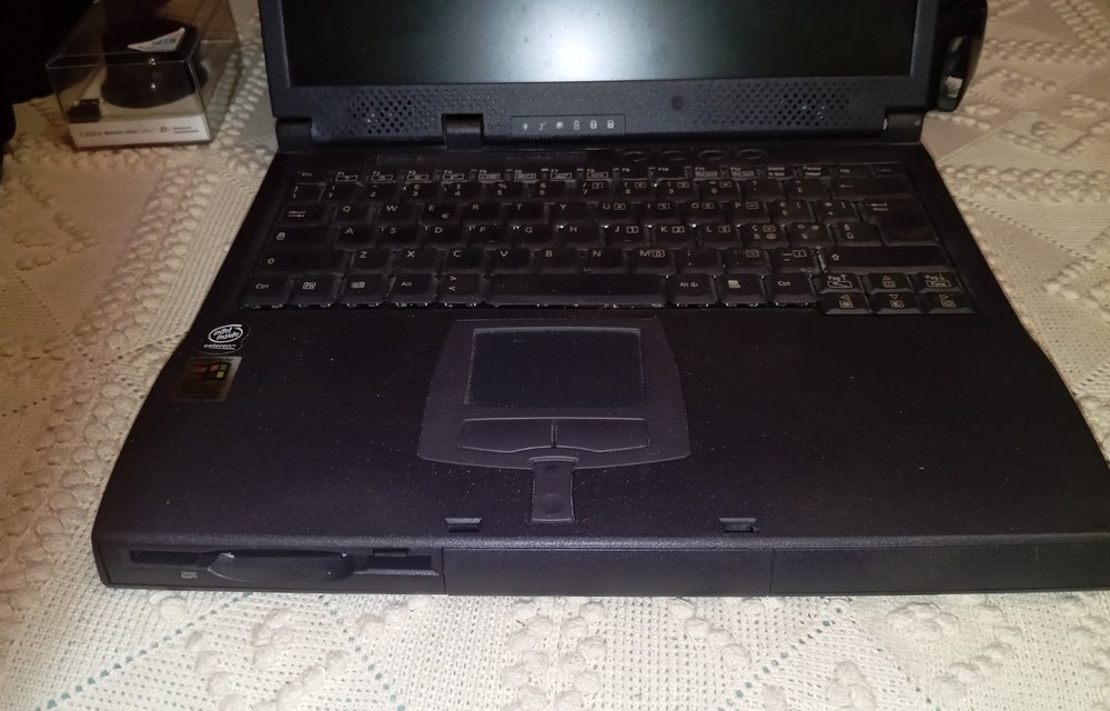 2 PCs Asus X53s & Acer 203tx