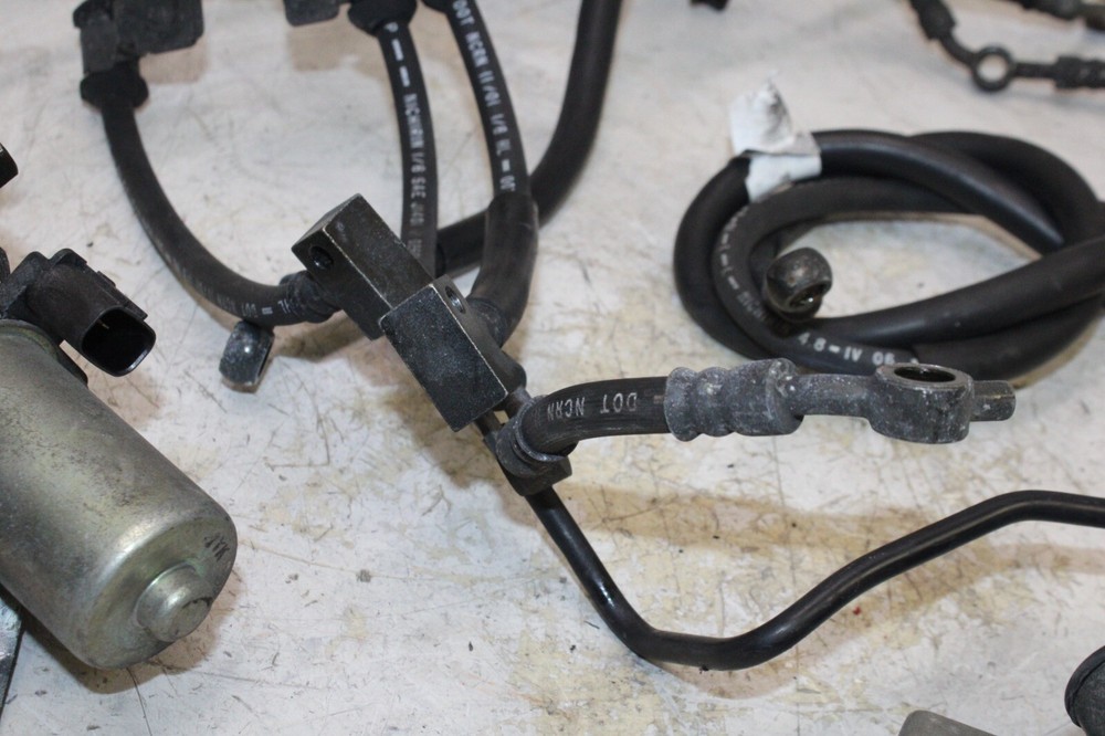 02-09 HONDA INTERCEPTOR 800 VFR800A ABS OEM ABS PUMP UNIT MODULE HOSE SYSTEM SET