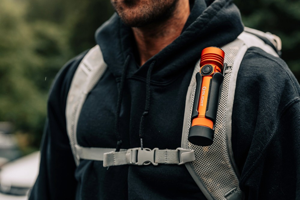 Olight Seeker 4 Pro Orange Flashlight, Versatile Holster, 4600L, Cool White