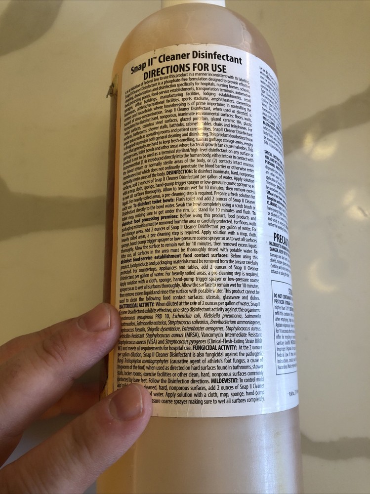 Snap II Cleaner Disinfectant phosphate-free formulation 32 fl. oz