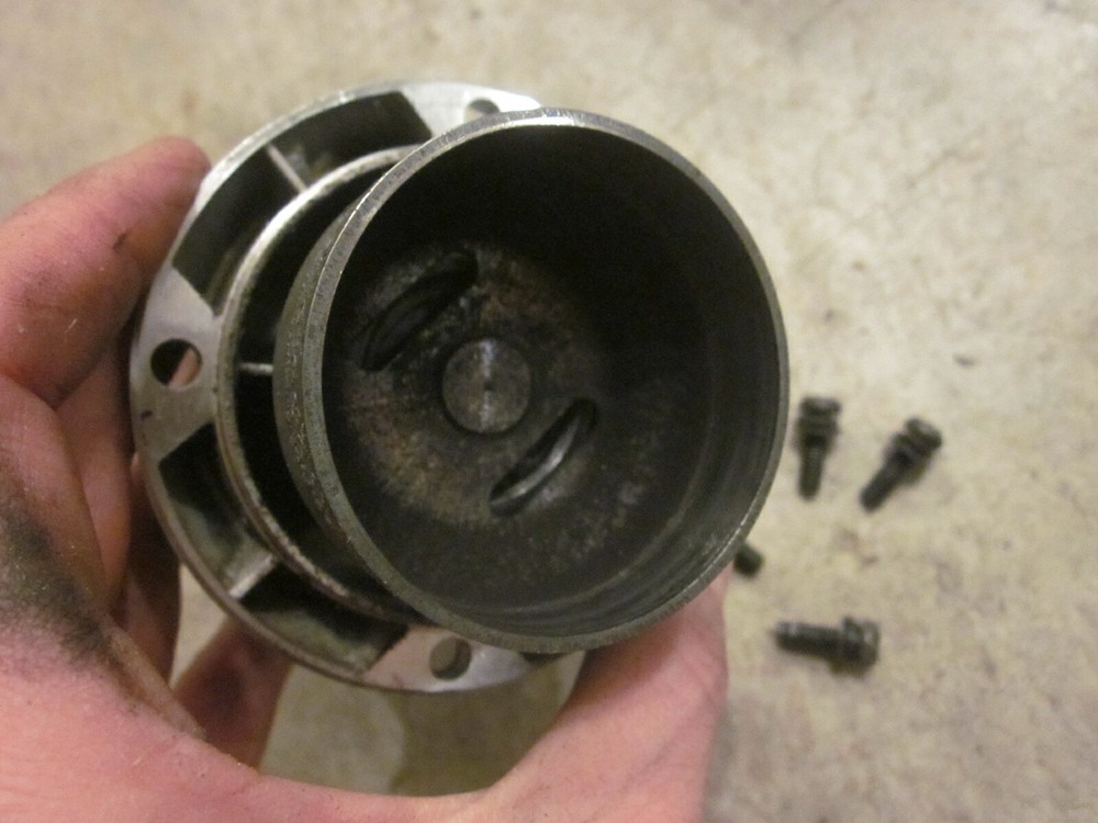 Echo SRM-2301 Gas String Trimmer REPLACEMENT Driveshaft Unit w Screws