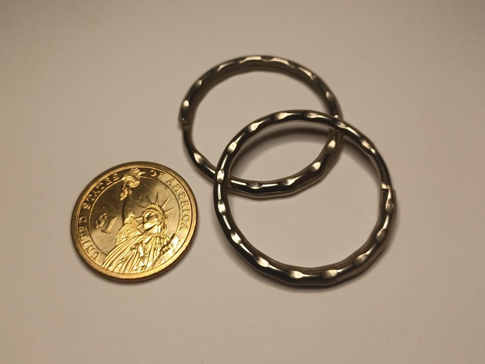 (2) Silver 1.5 Inch(37mm) Hammered Style Split Ring Key Rings Key Holders