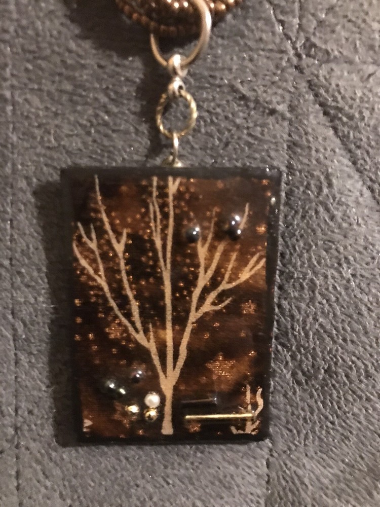Pretty Beaded Necklace With Tree Pendant